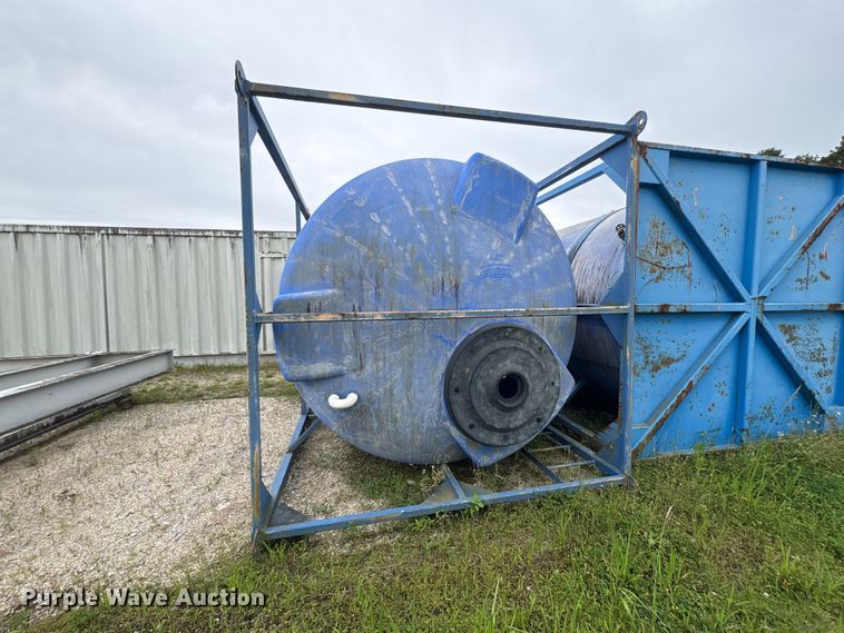 image for item EA7311 3,500 Gallon Skid Mounted Water Tank