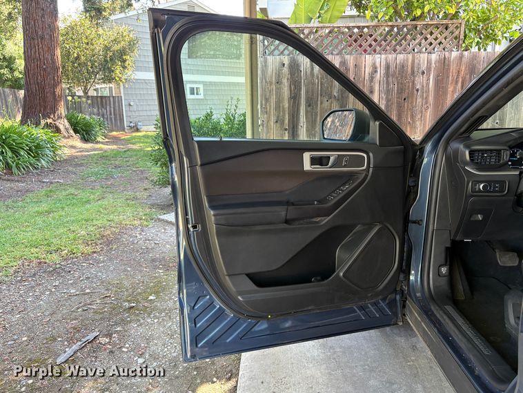 image for item EC8353 2020 Ford Explorer SUV