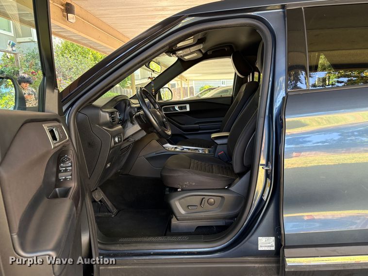 image for item EC8353 2020 Ford Explorer SUV