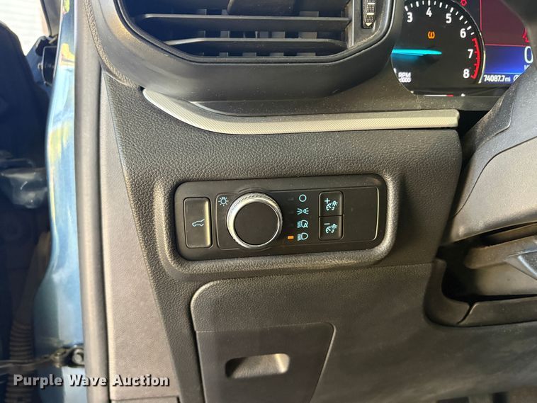 image for item EC8353 2020 Ford Explorer SUV