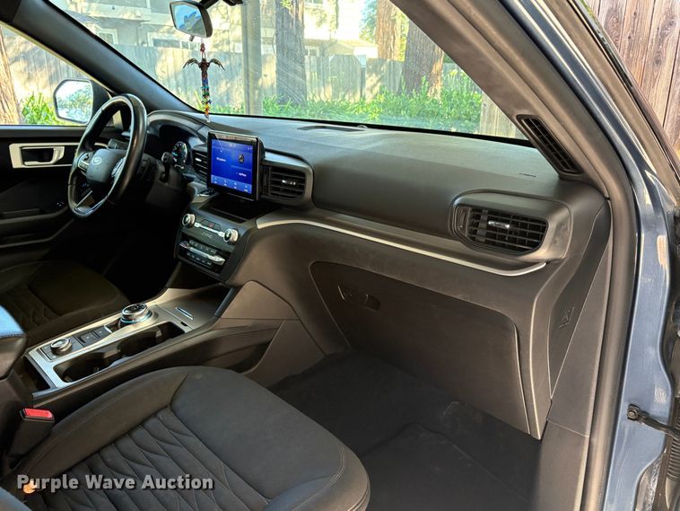 image for item EC8353 2020 Ford Explorer SUV
