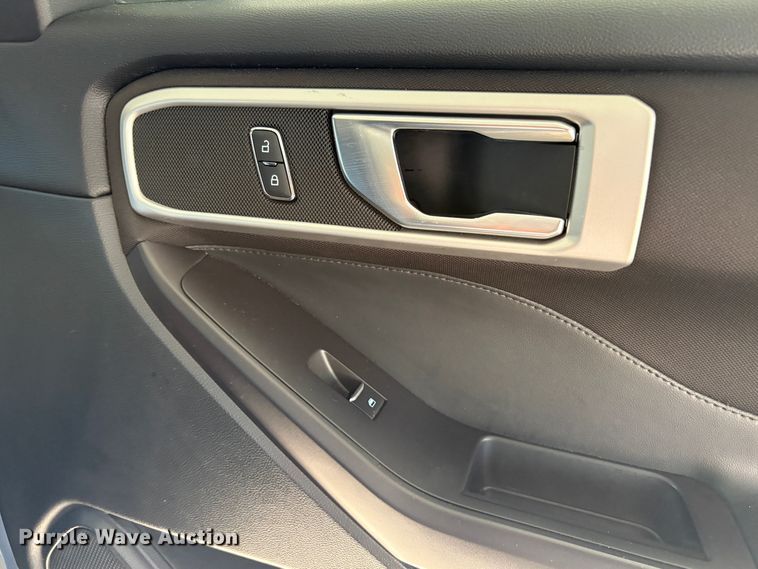 image for item EC8353 2020 Ford Explorer SUV