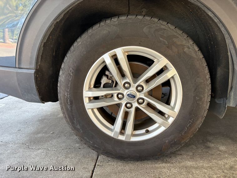 image for item EC8353 2020 Ford Explorer SUV