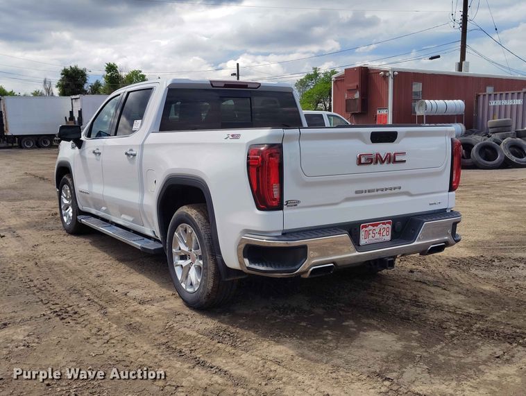 image for item ED0124 2019 GMC Sierra 1500 SLT Crew Cab pickup truck