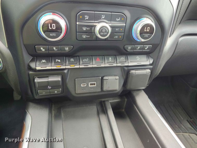 image for item ED0124 2019 GMC Sierra 1500 SLT Crew Cab pickup truck