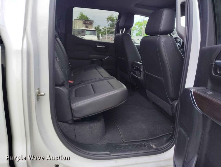 image for item ED0124 2019 GMC Sierra 1500 SLT Crew Cab pickup truck