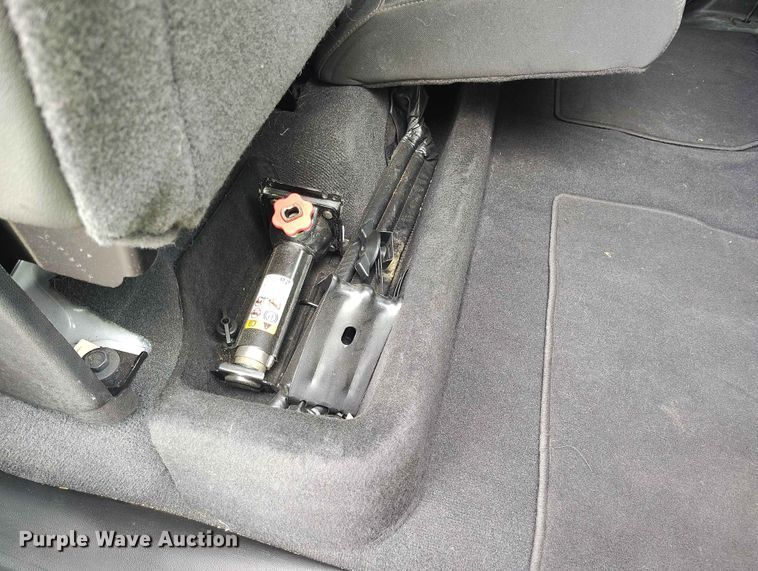 image for item ED0124 2019 GMC Sierra 1500 SLT Crew Cab pickup truck