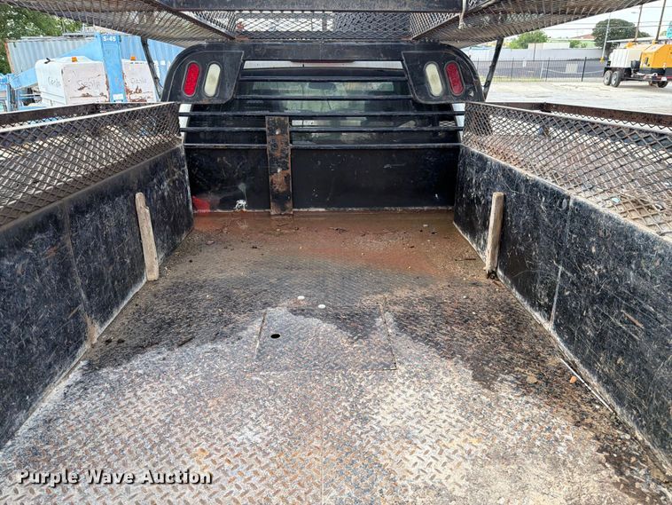 image for item ED5296 2014 Chevrolet Silverado 3500HD Crew Cab flatbed pickup truck