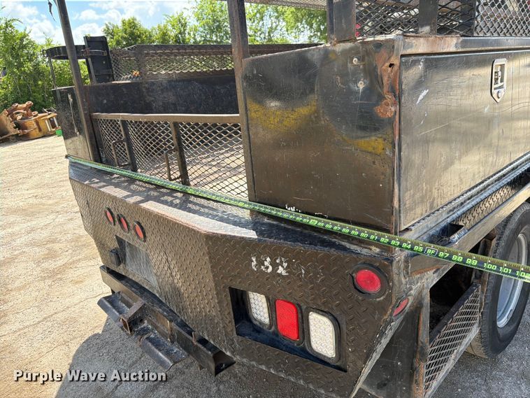 image for item ED5296 2014 Chevrolet Silverado 3500HD Crew Cab flatbed pickup truck