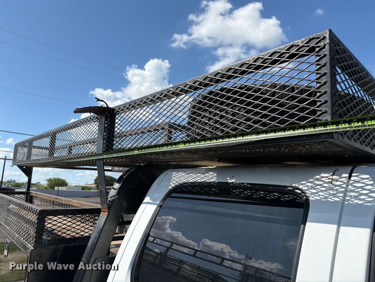 image for item ED5296 2014 Chevrolet Silverado 3500HD Crew Cab flatbed pickup truck