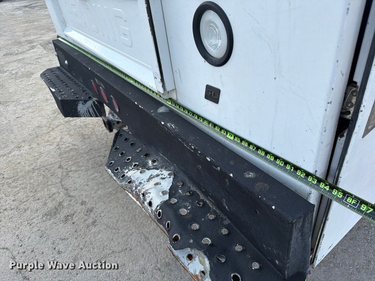 image for item ED5297 2015 Ford F350 Super Duty Crew Cab utility bed pickup truck