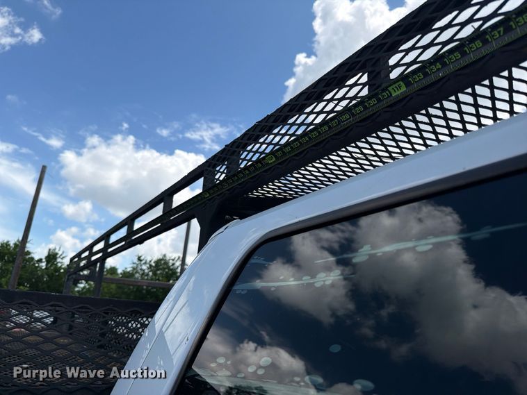image for item ED5297 2015 Ford F350 Super Duty Crew Cab utility bed pickup truck