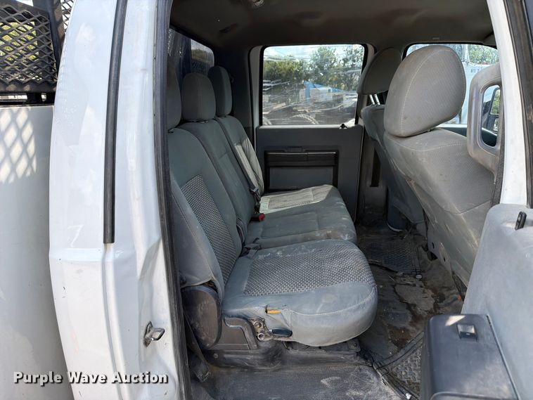 image for item ED5297 2015 Ford F350 Super Duty Crew Cab utility bed pickup truck
