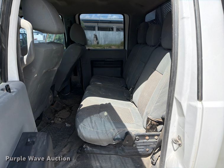 image for item ED5297 2015 Ford F350 Super Duty Crew Cab utility bed pickup truck