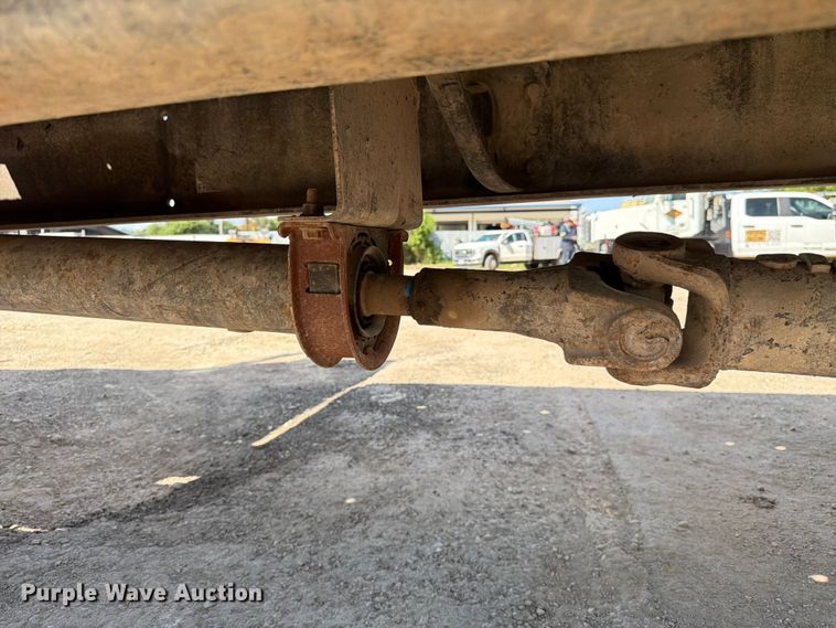 image for item ED5301 2005 International 4300 flatbed truck