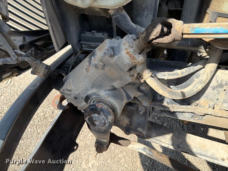 image for item ED5301 2005 International 4300 flatbed truck