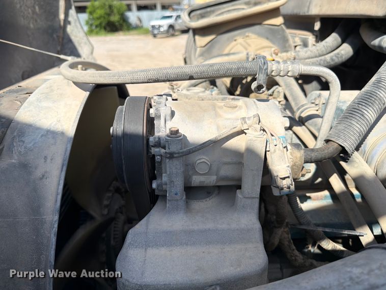 image for item ED5301 2005 International 4300 flatbed truck