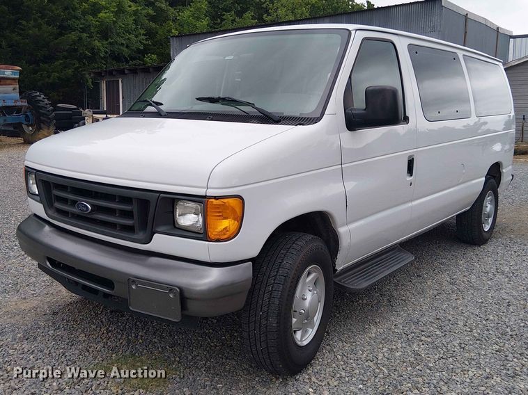 image for item EE1479 2007 Ford E350 van