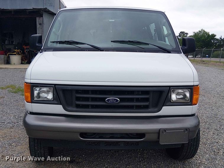 image for item EE1479 2007 Ford E350 van