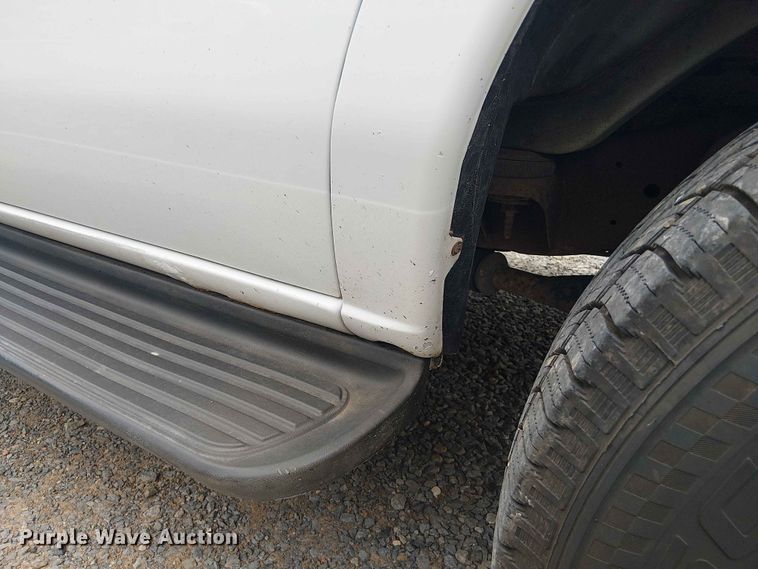 image for item EE1479 2007 Ford E350 van
