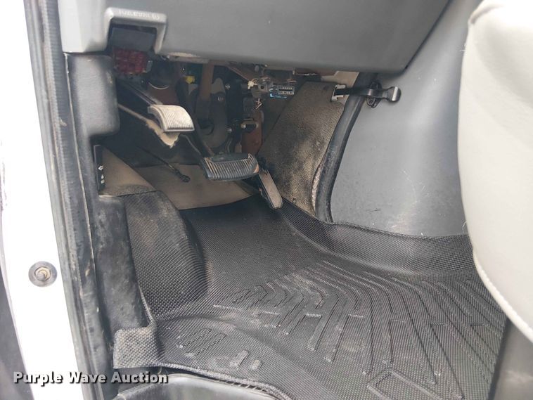 image for item EE1479 2007 Ford E350 van