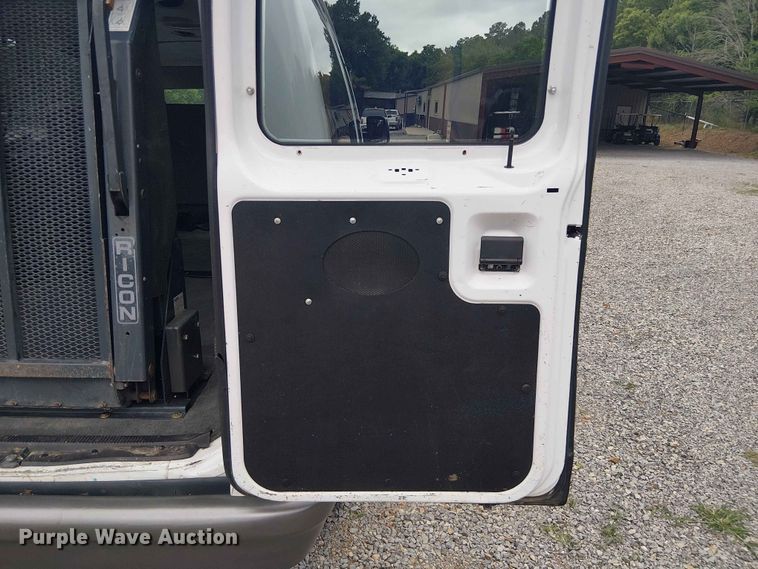 image for item EE1479 2007 Ford E350 van