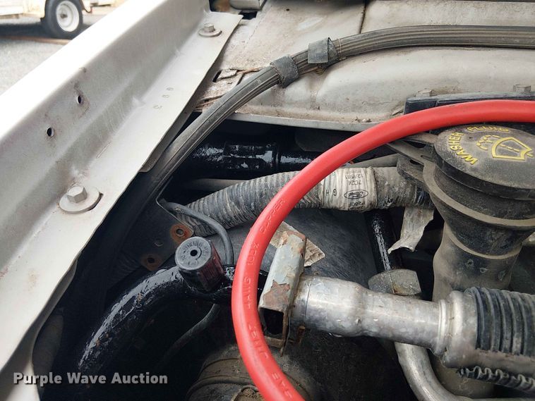 image for item EE1479 2007 Ford E350 van
