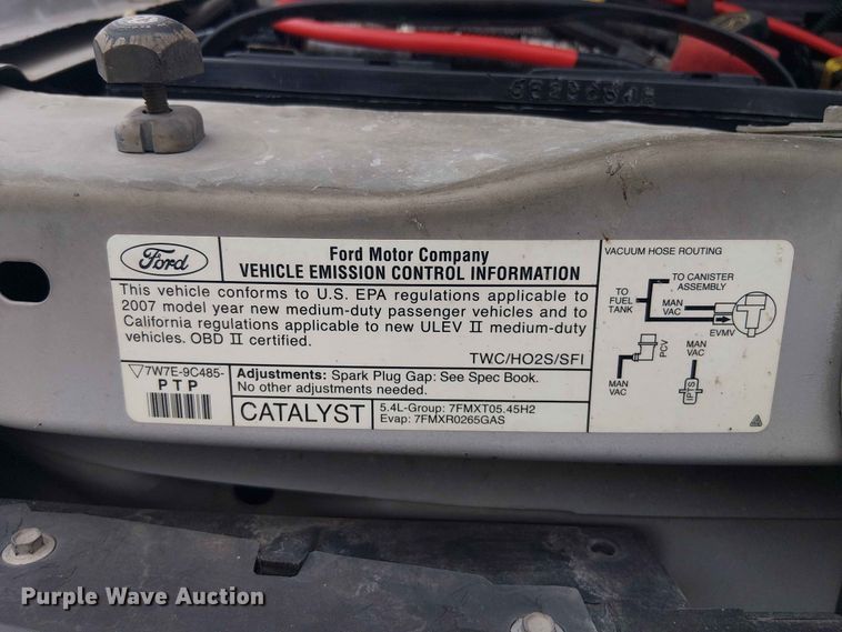 image for item EE1479 2007 Ford E350 van