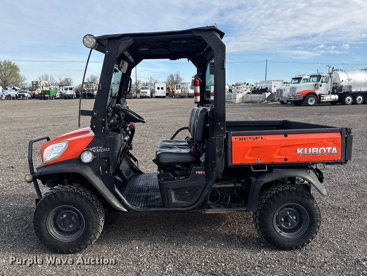image for item EG8876 2011 Kubota RTV-X900 utility vehicle