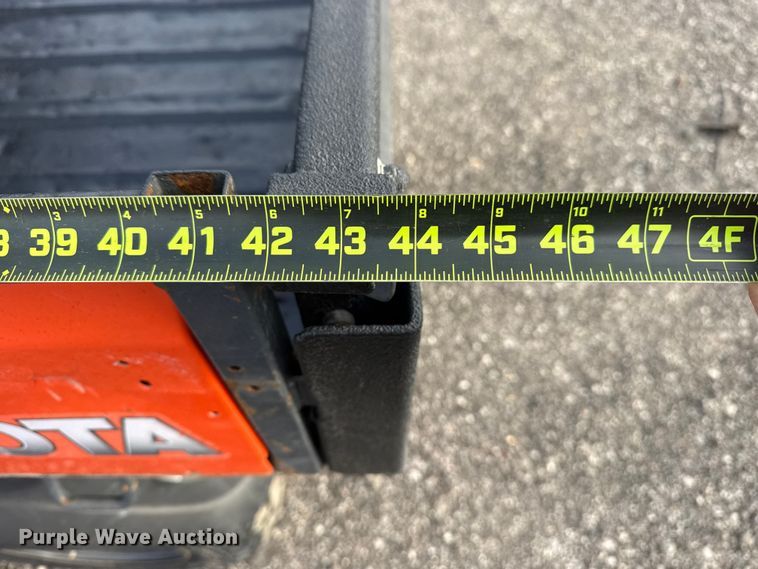 image for item EG8876 2011 Kubota RTV-X900 utility vehicle
