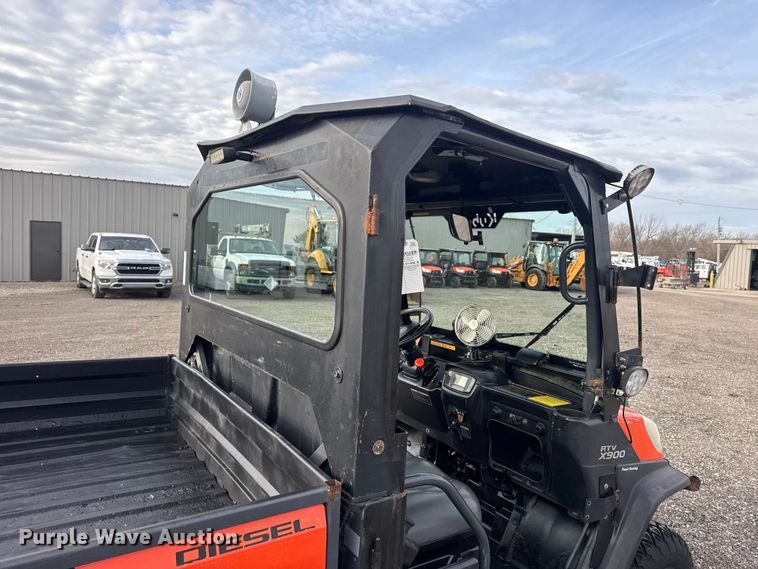 image for item EG8876 2011 Kubota RTV-X900 utility vehicle