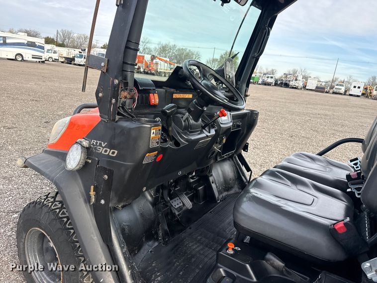 image for item EG8876 2011 Kubota RTV-X900 utility vehicle
