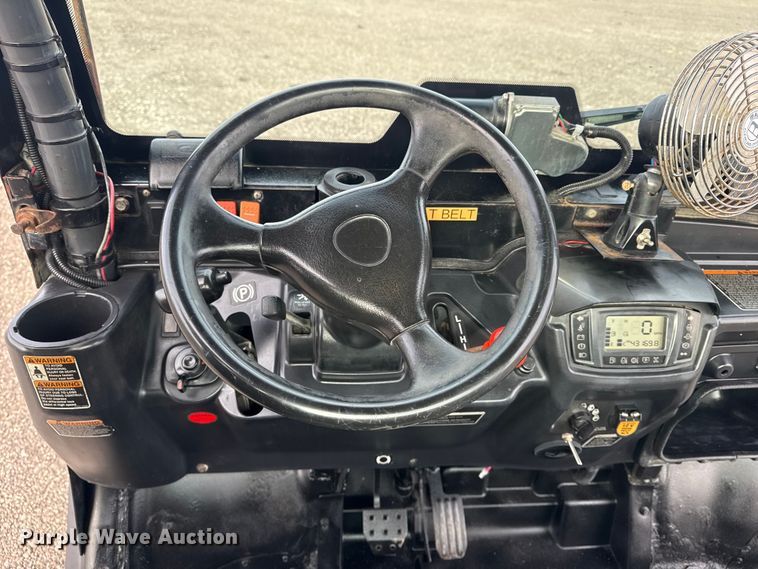 image for item EG8876 2011 Kubota RTV-X900 utility vehicle