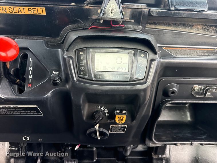image for item EG8876 2011 Kubota RTV-X900 utility vehicle