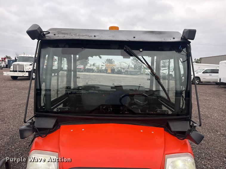 image for item EG8928 2011 Kubota RTV900 utility vehicle