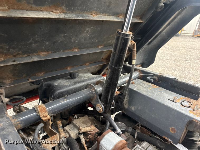 image for item EG8928 2011 Kubota RTV900 utility vehicle