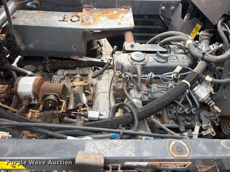 image for item EG8928 2011 Kubota RTV900 utility vehicle