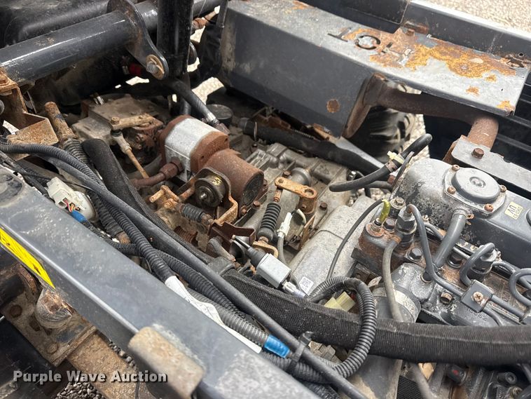 image for item EG8928 2011 Kubota RTV900 utility vehicle