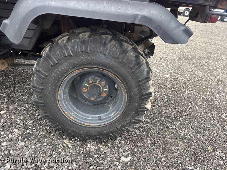 image for item EG8928 2011 Kubota RTV900 utility vehicle