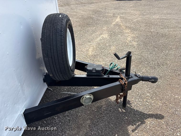 image for item EG9038 1996 Wells Cargo enclosed cargo trailer