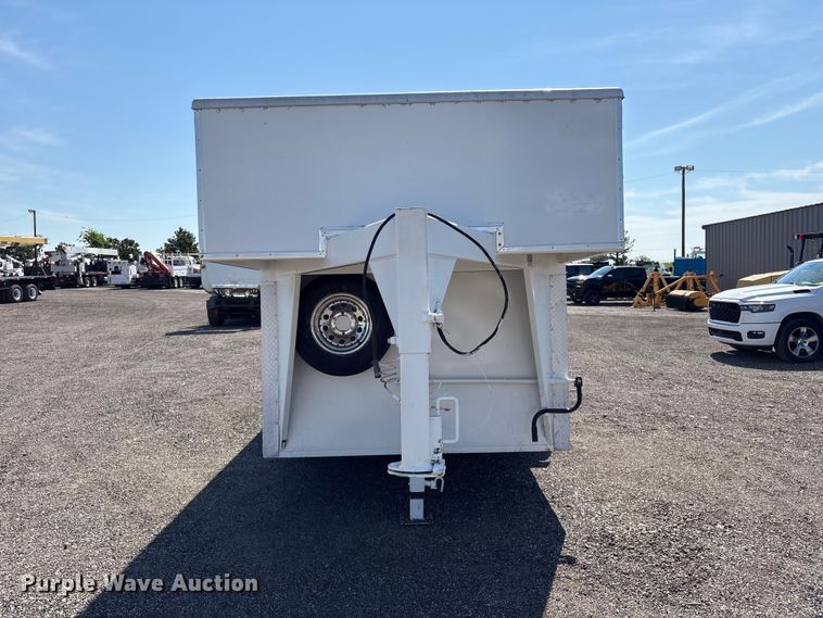 image for item EG9056 2001 Phoenix  enclosed cargo trailer