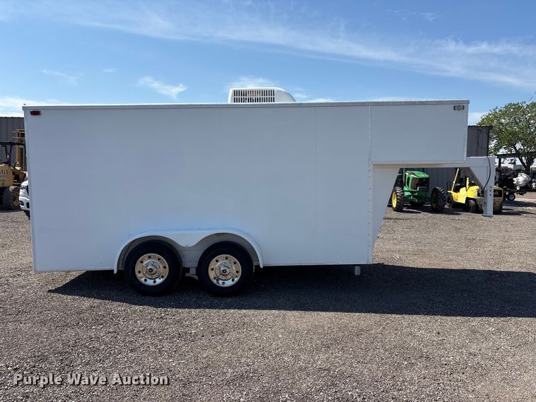 image for item EG9056 2001 Phoenix  enclosed cargo trailer
