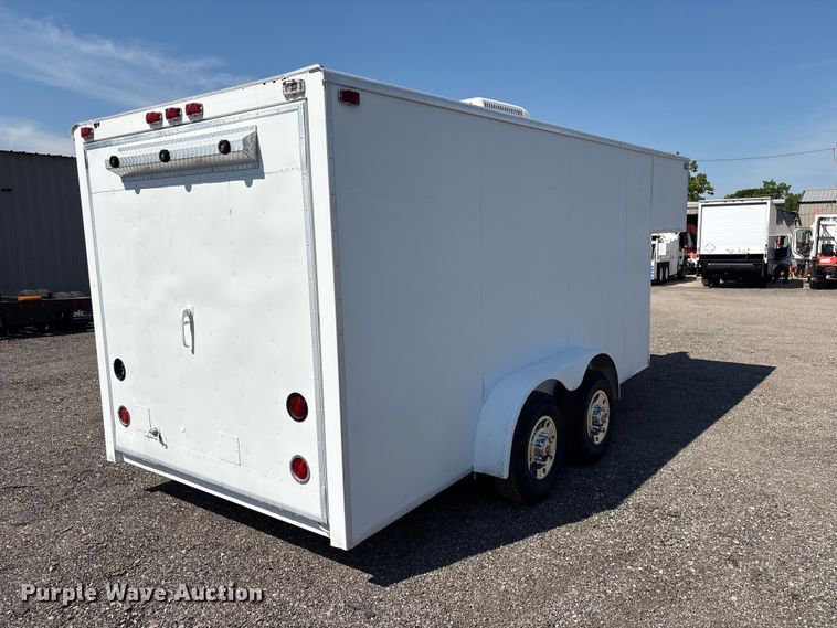 image for item EG9056 2001 Phoenix  enclosed cargo trailer
