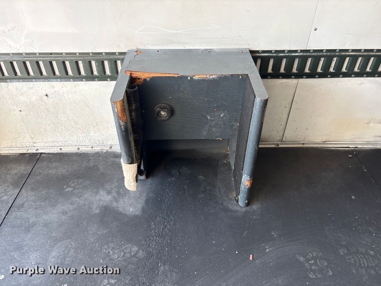 image for item EG9056 2001 Phoenix  enclosed cargo trailer
