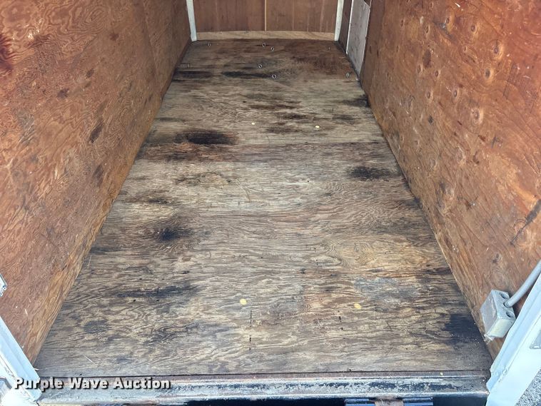 image for item EG9083 2006 Haulmark TS6X14DT2 enclosed cargo trailer
