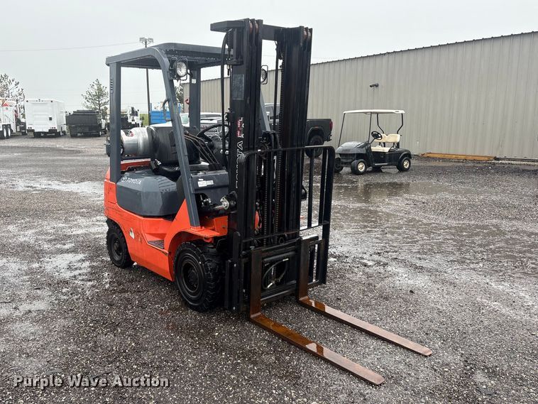 image for item EG9113 2002 Toyota 7FGU15 forklift