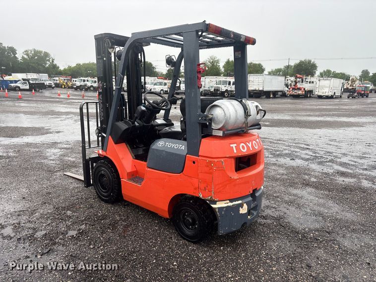image for item EG9113 2002 Toyota 7FGU15 forklift