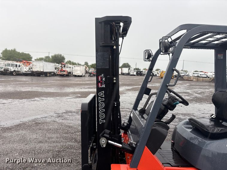 image for item EG9113 2002 Toyota 7FGU15 forklift