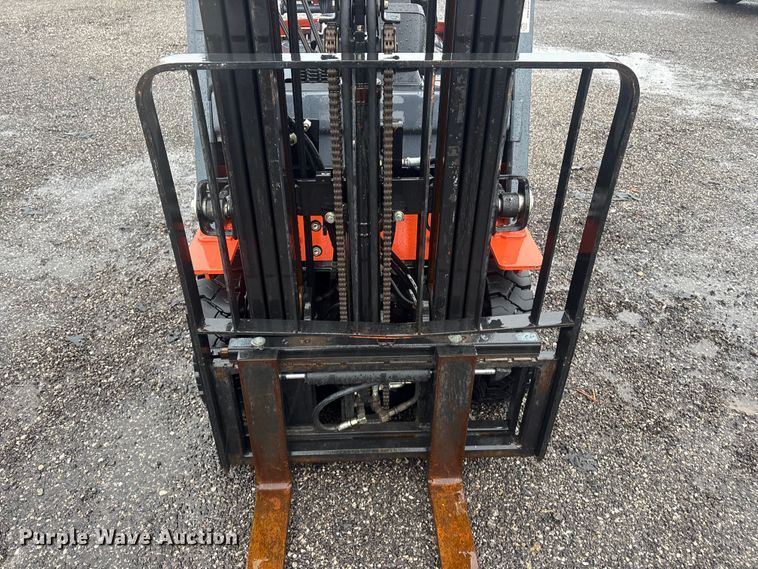image for item EG9113 2002 Toyota 7FGU15 forklift