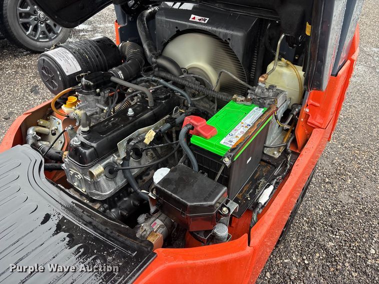 image for item EG9113 2002 Toyota 7FGU15 forklift